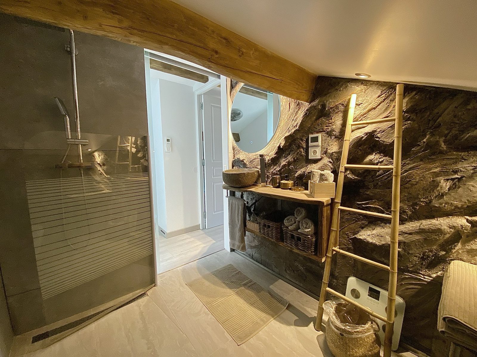 Bathroom at Villa Augflor