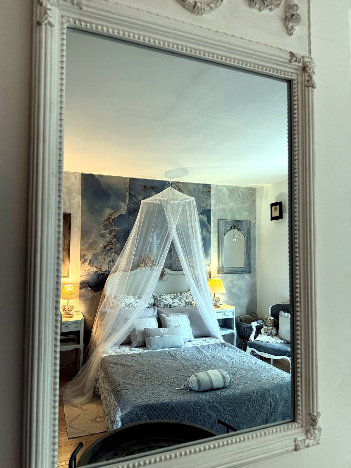 Provence ground-floor bedroom at Villa Augflor