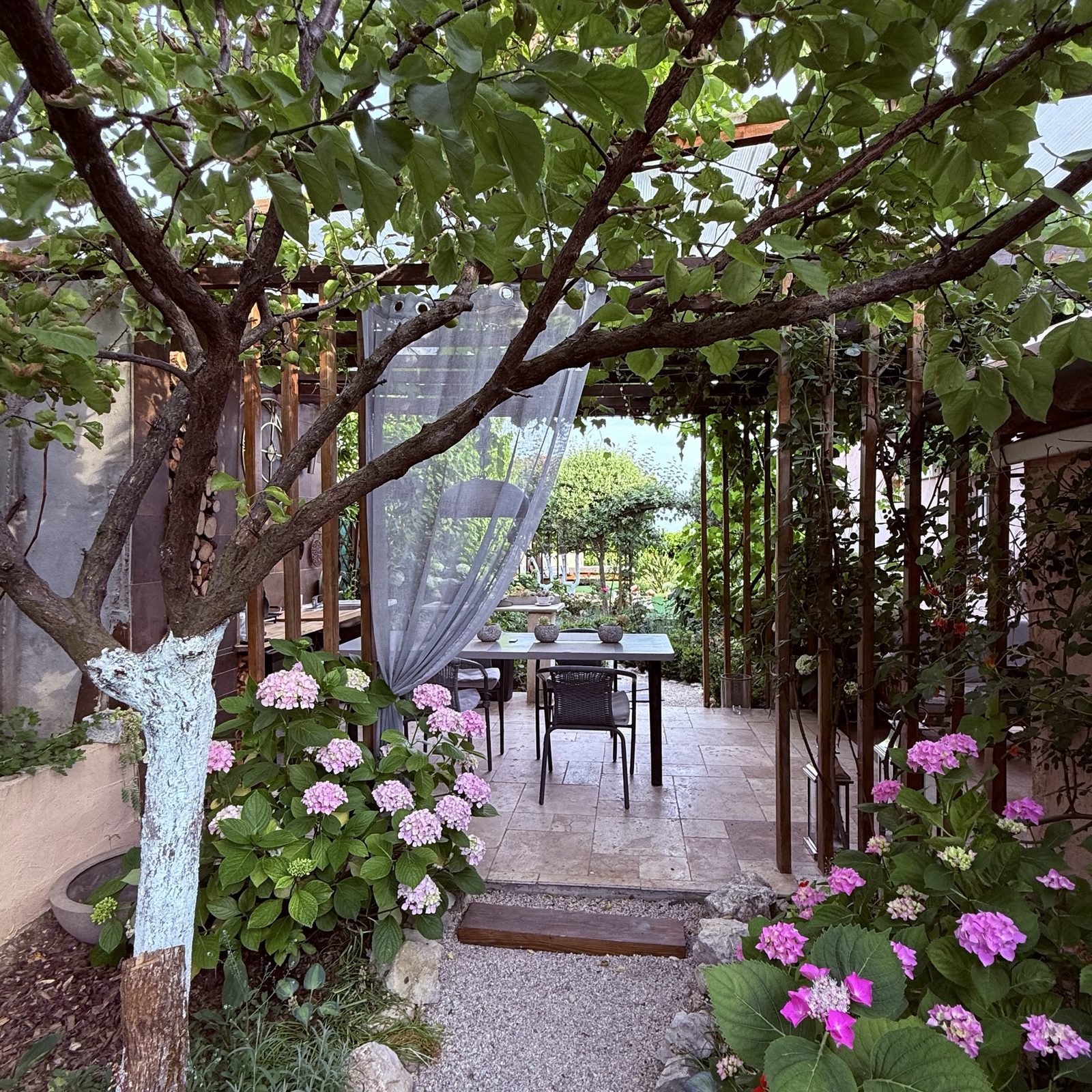 Villa Augflor private pool and garden, Cagnes-sur-Mer